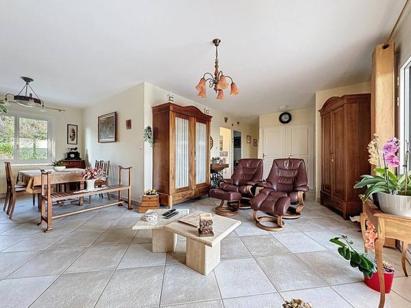 Maison vue exceptionnelle secteur recherché hauteurs de Vienne