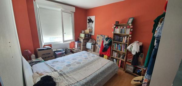 MAISON ETAGE 4 CHAMBRES JARDIN ARBORE ET CLOTURE