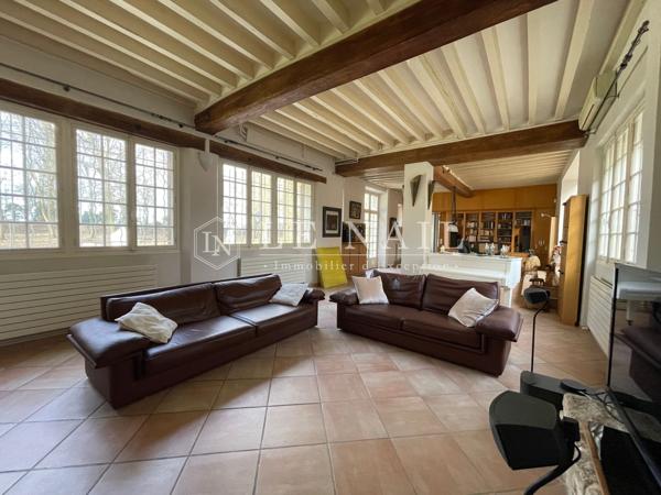 Manoir du XIXe siècle et son parc paysager de 2,45 ha en Seine-et-Marne
