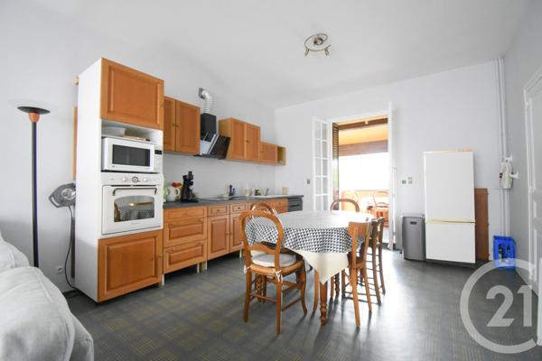 Maison à vendre  9 pièces - 228,47 m2 VICHY - 03