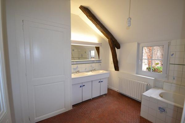 Location maison 6 pièce(s) 174 m²