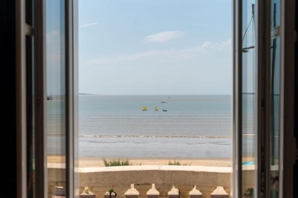 Vente Maison de luxe Royan 8 Pièces 202 m²