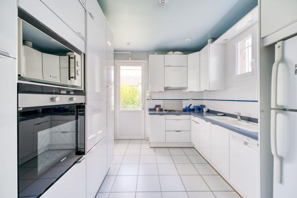 Vente Maison de luxe Royan 8 Pièces 202 m²