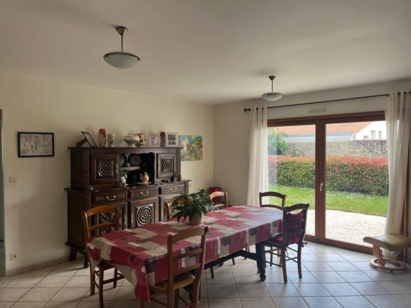 MAISON PLAIN PIED 3 CHAMBRES LA CHAPELLE BASSE MER PROCHE BOURG