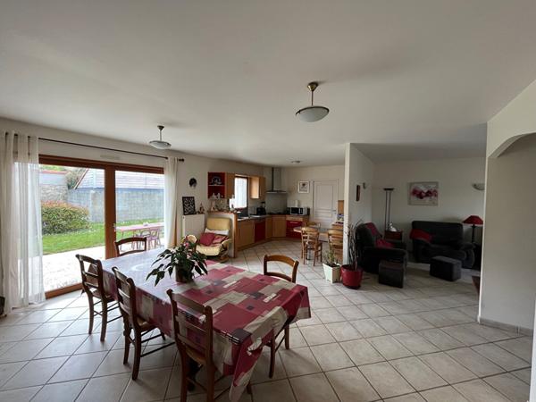 MAISON PLAIN PIED 3 CHAMBRES LA CHAPELLE BASSE MER PROCHE BOURG