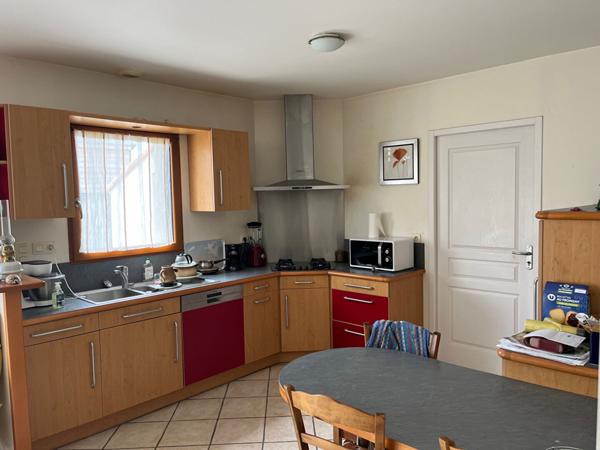 MAISON PLAIN PIED 3 CHAMBRES LA CHAPELLE BASSE MER PROCHE BOURG