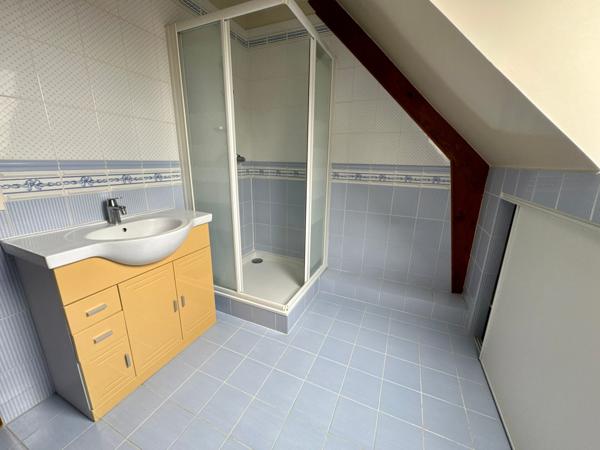 maison 153 m2, 5 chambres, sous-sol total + grande dépendance 133 m2