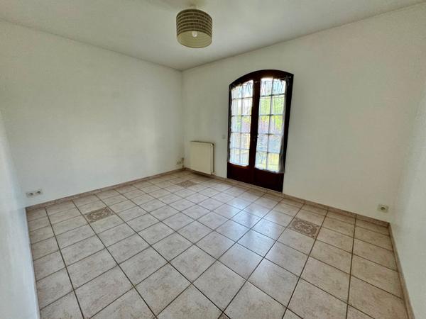 maison 153 m2, 5 chambres, sous-sol total + grande dépendance 133 m2