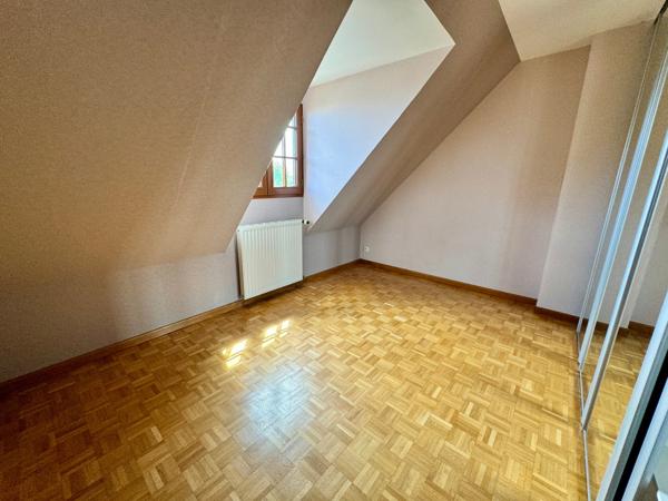 maison 153 m2, 5 chambres, sous-sol total + grande dépendance 133 m2