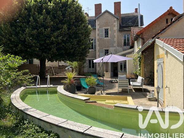 Maison à vendre 7 pièces 238 m² Lapalisse