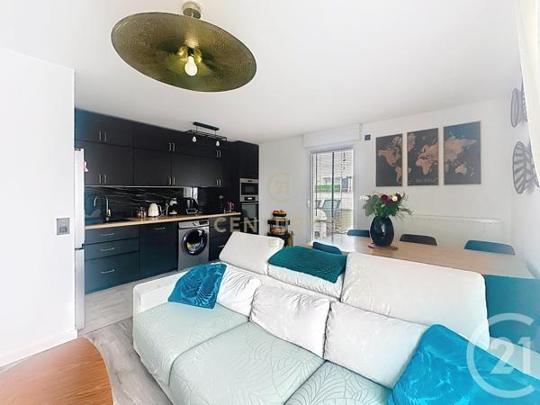 Appartement F4 à vendre  4 pièces - 76,74 m2 NEUILLY SUR MARNE - 93