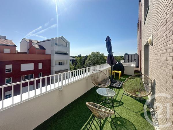 Appartement F4 à vendre  4 pièces - 76,74 m2 NEUILLY SUR MARNE - 93