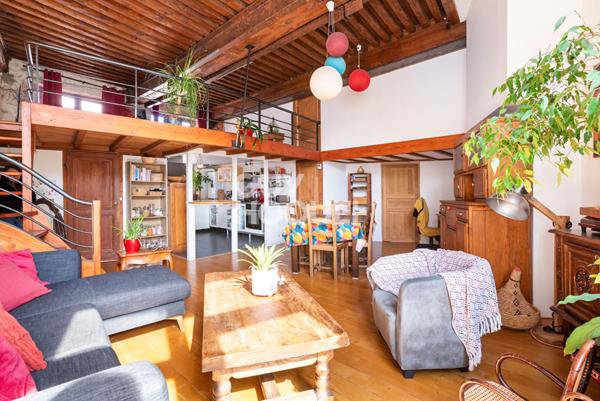 Appartement T4 -72 m2 et 112.20m² au sol