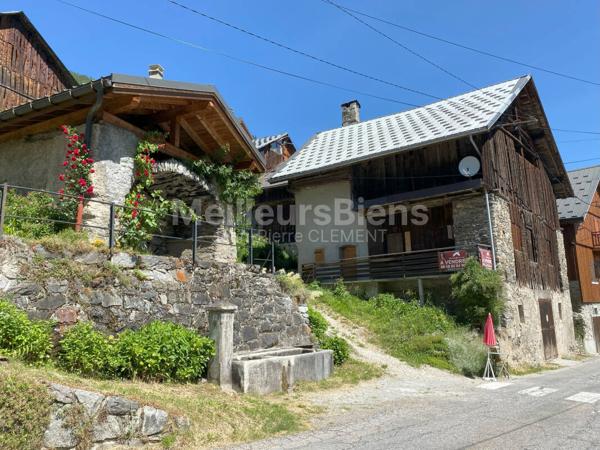 CELLIERS-LA THUILE Maison de village 105 m2 accès Valmorel Grand Domaine