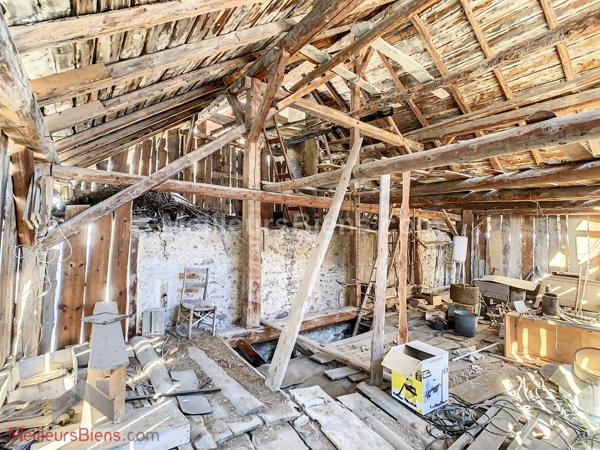 CELLIERS-LA THUILE Maison de village 105 m2 accès Valmorel Grand Domaine