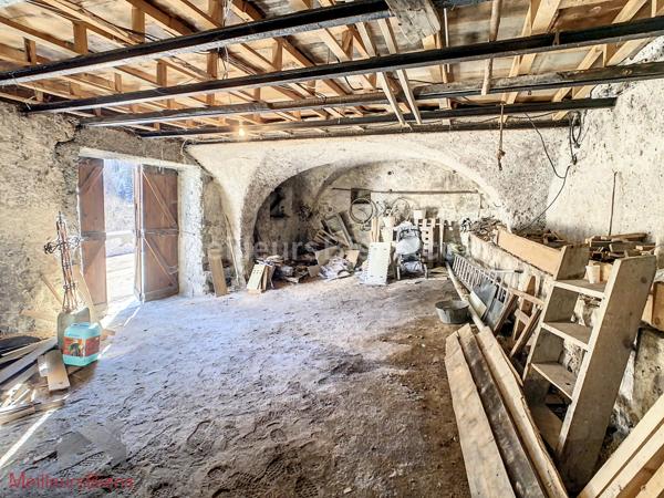 CELLIERS-LA THUILE Maison de village 105 m2 accès Valmorel Grand Domaine