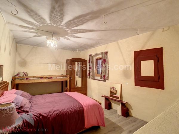 CELLIERS-LA THUILE Maison de village 105 m2 accès Valmorel Grand Domaine