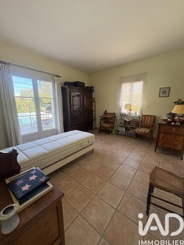 Maison à vendre 5 pièces 133 m² Saint-Cyr-sur-Mer