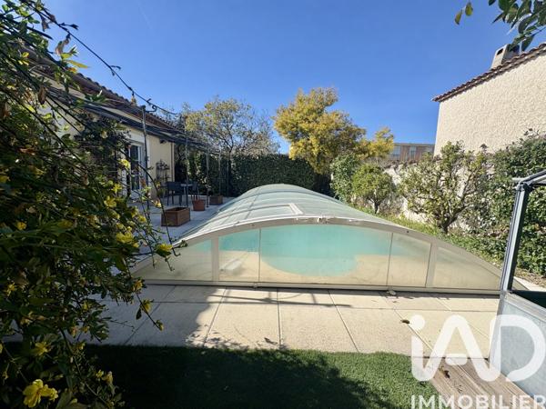 Maison à vendre 5 pièces 133 m² Saint-Cyr-sur-Mer