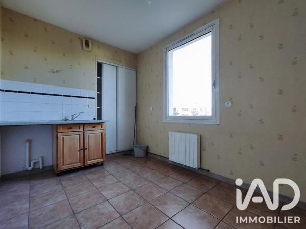 Location appartement 4 pièces 93 m² Châlons-en-Champagne