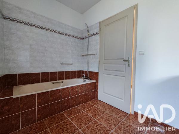 Location appartement 4 pièces 93 m² Châlons-en-Champagne