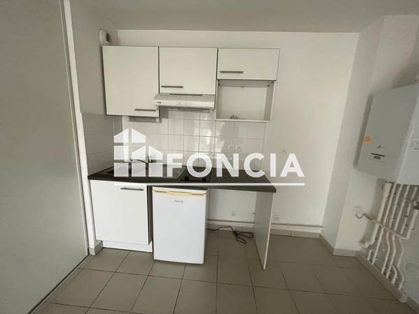 Location Appartement 2 pièces 38.08 m² - 6 CHEMIN DE MONTREUIL Nay 64800