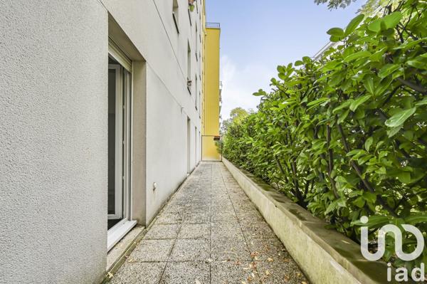 Appartement 5 pièces de 98 m² à Saint-Denis (93210)