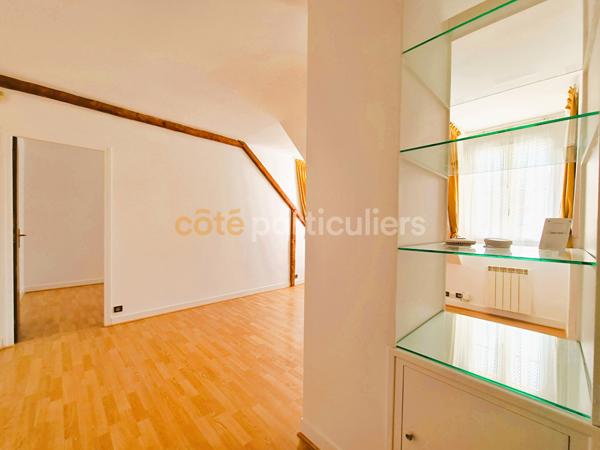 Vente
                Appartement43,1 m² - 2 Pièces -
                    SAINT GERMAIN EN LAYE (78100)