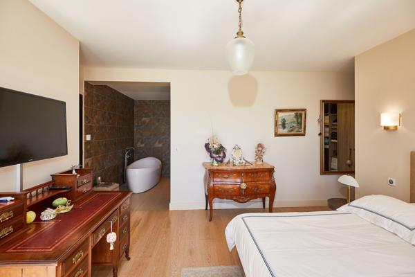 Vente Maison de luxe Sète 6 Pièces 191 m²
