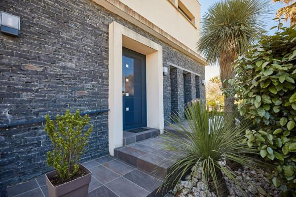 Vente Maison de luxe Sète 6 Pièces 191 m²