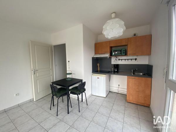 Location studio 32 m² Hénin-Beaumont