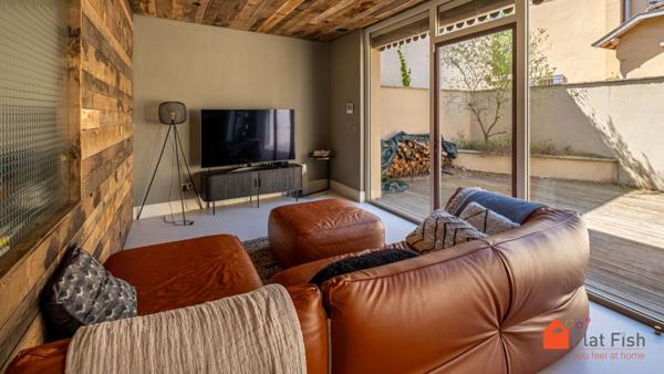 Maison familiale rénovée 230 m² – 4 chambres – Suite au RDC – Centre Chaponost