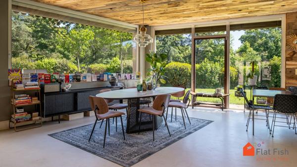 Maison familiale rénovée 230 m² – 4 chambres – Suite au RDC – Centre Chaponost