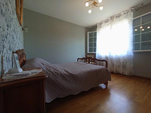 Maison à SAINT MAIXENT L'ECOLE (79) 🏡 À vendre – Maison familiale avec potentiel indépendant sur vaste terrain !