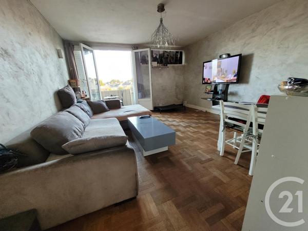 Appartement F3 à vendre  3 pièces - 53 m 2   GUERET  - 23