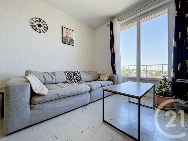 Appartement F3 à vendre  3 pièces - 53 m 2   GUERET  - 23