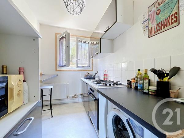 Appartement F3 à vendre  3 pièces - 53 m 2   GUERET  - 23