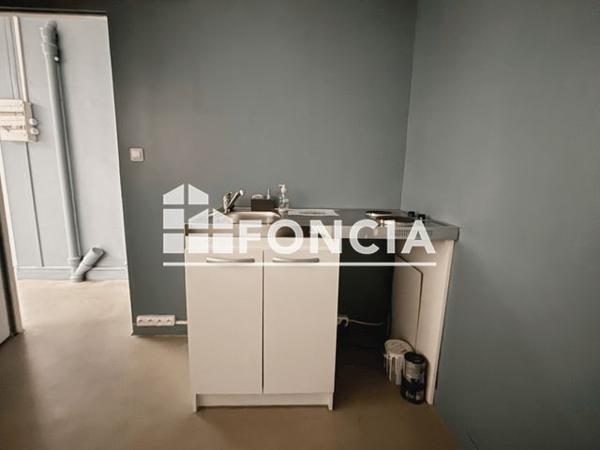 Location Local commercial 1 pièce 50 m² - 1 RUE DES ECOLES Sceaux 92330