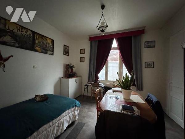 EN EXCLUSIVITÉ,

Idéal investisseur

Immeuble de rapport situé au centre de Rosendaël compr...