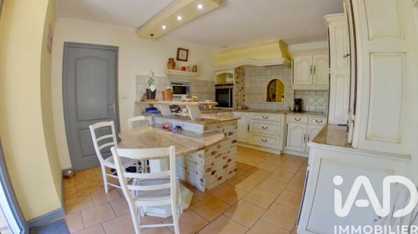 Maison à vendre 7 pièces 204 m² Bonchamp-lès-Laval