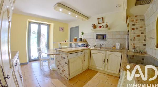 Maison à vendre 7 pièces 204 m² Bonchamp-lès-Laval