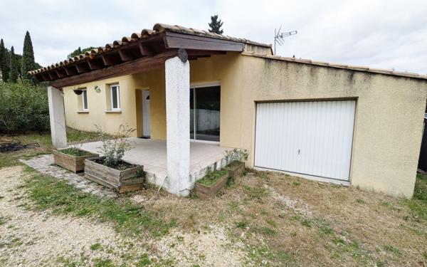 Maison à vendre    4 pièces •  Saint-Saturnin-lès-Avignon