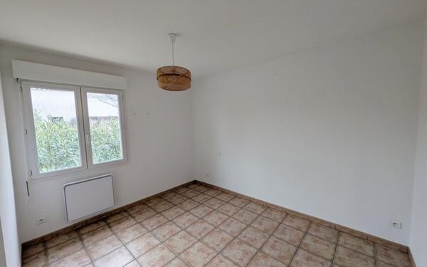 Maison à vendre    4 pièces •  Saint-Saturnin-lès-Avignon