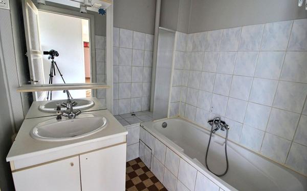 Appartement à louer    2 pièces • 63,45 m2 Le Creusot