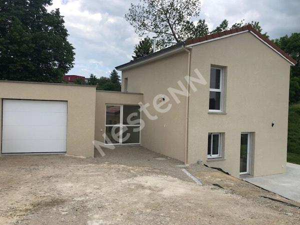 EXCLUSIVITE NESTENN !Maison STE SIGOLENE lumineuse de 91 m2 avec garage et terrain