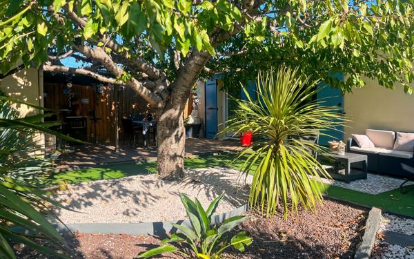 Maison à vendre    5 pièces •  Marseillan