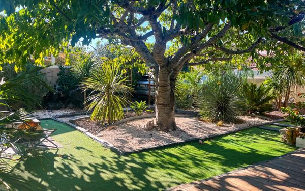 Maison à vendre    5 pièces •  Marseillan