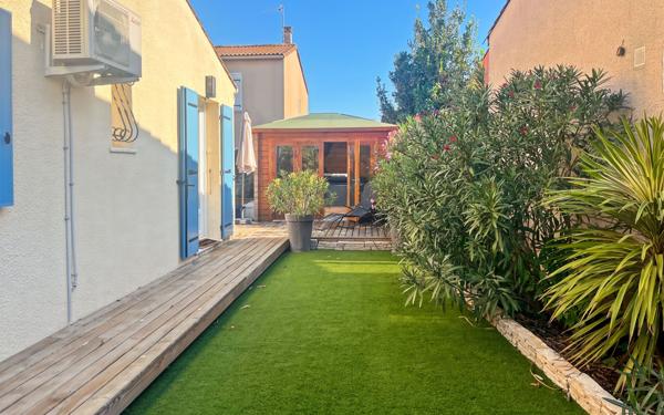 Maison à vendre    5 pièces •  Marseillan