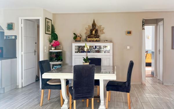 Maison à vendre    5 pièces •  Marseillan