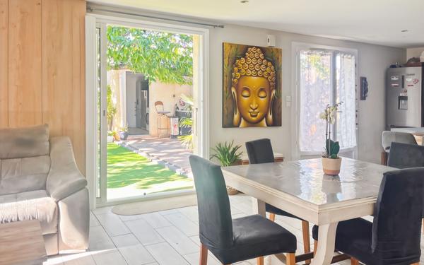 Maison à vendre    5 pièces •  Marseillan